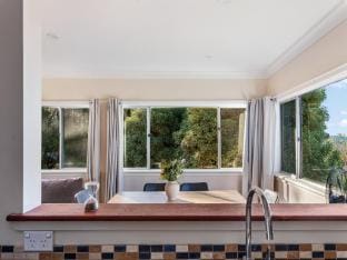 Bed Pet-Friendly Near Wentworth Apartment in Wentworth Falls