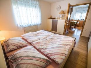 Relaxing Retreat with Hot Tub in Sevnica - Three Bedroom Apartment Apartment in Slovenia