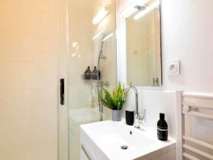 Cosy Studio 2p  Le Marais Apartment in Paris