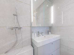 Wonderful Apartment 1BR4P Apartment in Paris