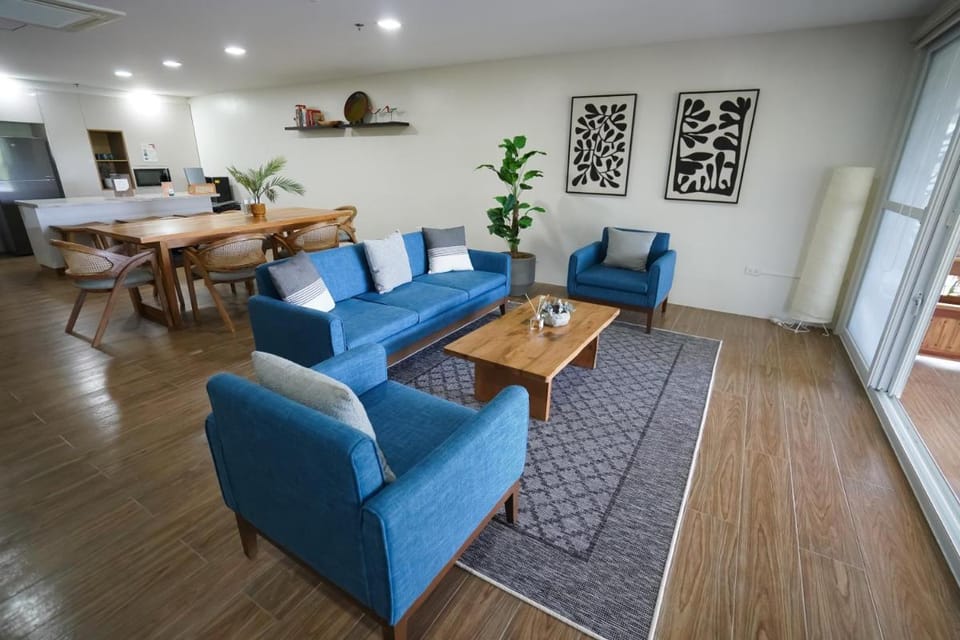 Vine and Canopy Apartment in Subic