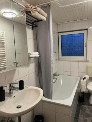 Schöne und sehr zentrale Wohnung im Herzen von GE Apartment in Gelsenkirchen
