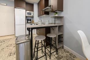 M (LDM11034) Acogedor Dúplex con Cocina Abierta y Apartment in Madrid