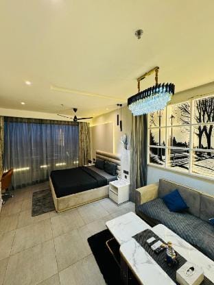 The CLARA by DiMerro | 41st Floor City View Apartment in Noida