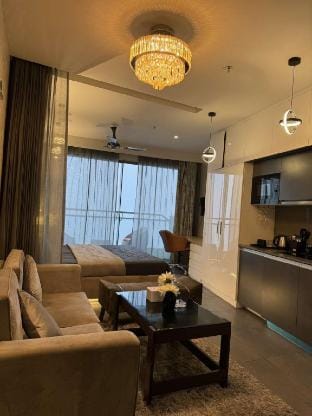 The Opulence Suite by DiMerro|41st Floor City View Apartment in Noida