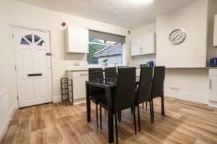 Downend Flat Apartment in Bristol