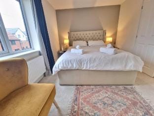 3BDR near NEC & Airport w/Parking in Birmingham Apartment in Metropolitan Borough of Solihull