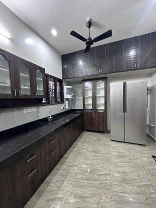 AA ROYALSTAY Apartment in Chennai