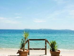 Houses  Villas for 6 People Apartment in La Londe-les-Maures
