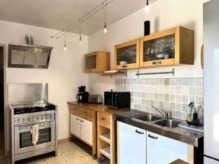 Houses  Villas for 6 People Apartment in La Londe-les-Maures