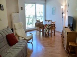 Apartment in Village Center near Ski Bus Stop Apartment in Occitanie
