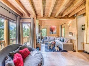 Chalets for 12 People Apartment in Champagny-en-Vanoise