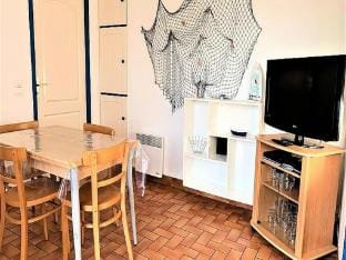 Houses  Villas for 4 People Apartment in Quiberon