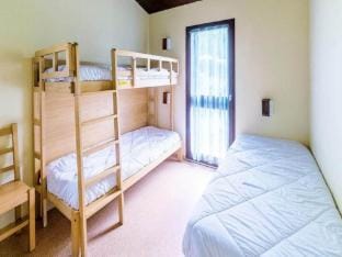 rooms Essential 5 people Apartment in Gréoux-les-Bains