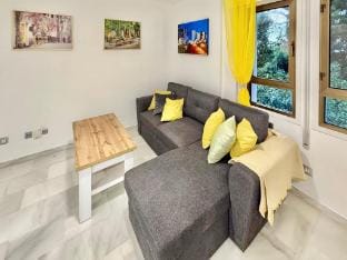 Apartment in Roquetas near the Beach Apartment in Roquetas de Mar