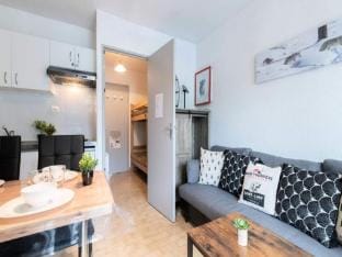 Apartment in St Lary with Shuttle to Slopes Apartment in Saint-Lary-Soulan