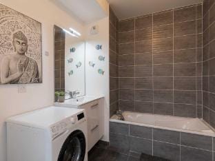 Charming Apartment  2BR4P - Near to Lyon Apartment in Caluire-et-Cuire