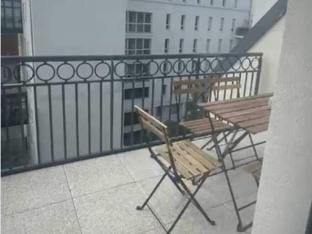 Elegant Appt - 3BDR8P - Near Paris  La Defense Apartment in Puteaux