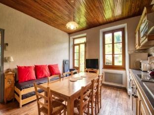 Alpagiste Chalet for seven people Apartment in Morillon