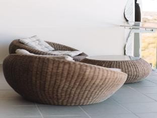 Bed with Amazing Views, Pool, Gym, BBQ  Parking Apartment in Canberra