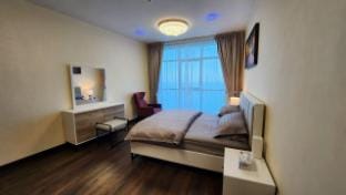 Weekend Holiday Home with sea view  Apartment in Ajman
