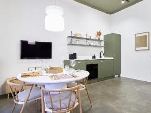 Design Apartment with Private Street Entrance Apartment in Milan