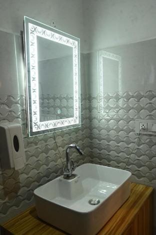 the_CLifton_chapter_tirthan Vacation rental in Himachal Pradesh