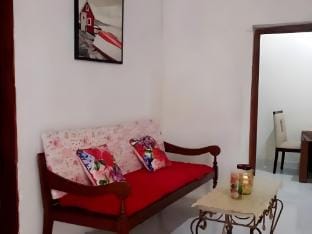 AHYANA HOMESTAY SYARIAH  Country House in Special Region of Yogyakarta