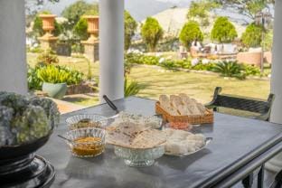 4 BR Colonial Bungalow with Misty Mountain Views Vacation rental in Uva Province, Sri Lanka
