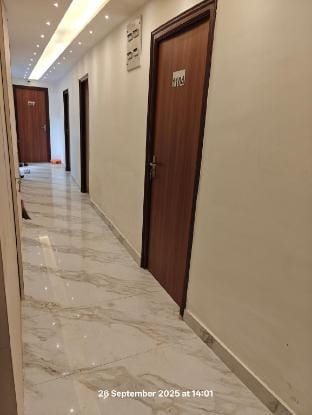 Orange Bricks Boutique Guest House (Delux AC)   -Park Street -  New Market. Vacation rental in Kolkata