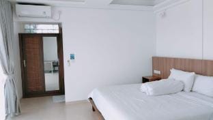 Cozy sunrise villa Room 6 private balcony  Vacation rental in Bali