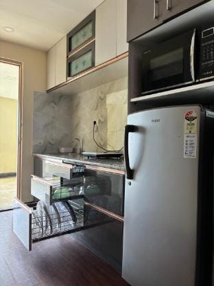 Luxury 1Bhk in kolkata_Xanadu apt & Pool near CC2 Vacation rental in Kolkata