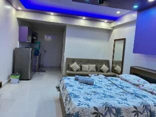 Luxury 1Bhk in kolkata_Xanadu apt & Pool near CC2 Vacation rental in Kolkata