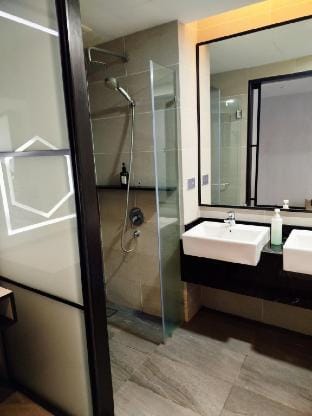 Queen Studio at M101 Dang Wangi by ComfyAsia Vacation rental in Federal Territory of Kuala Lumpur