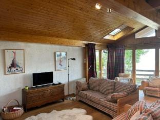 Pet-friendly chalet in Veysonnaz Vacation rental in Sion