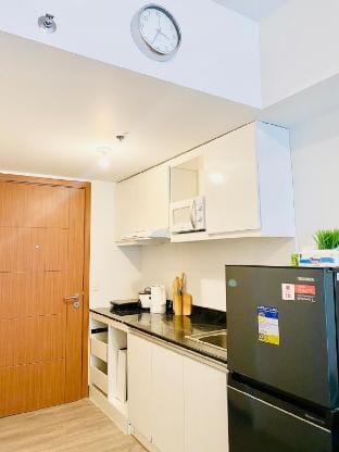 Cozy Modern Condo in Guadalupe (Symphony) Vacation rental in Cebu City