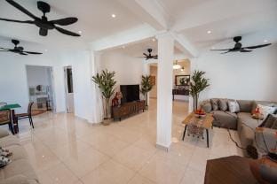 Coconut Bay beach Villa seaview karaoke 20pax Vacation rental in Tanjung Bungah