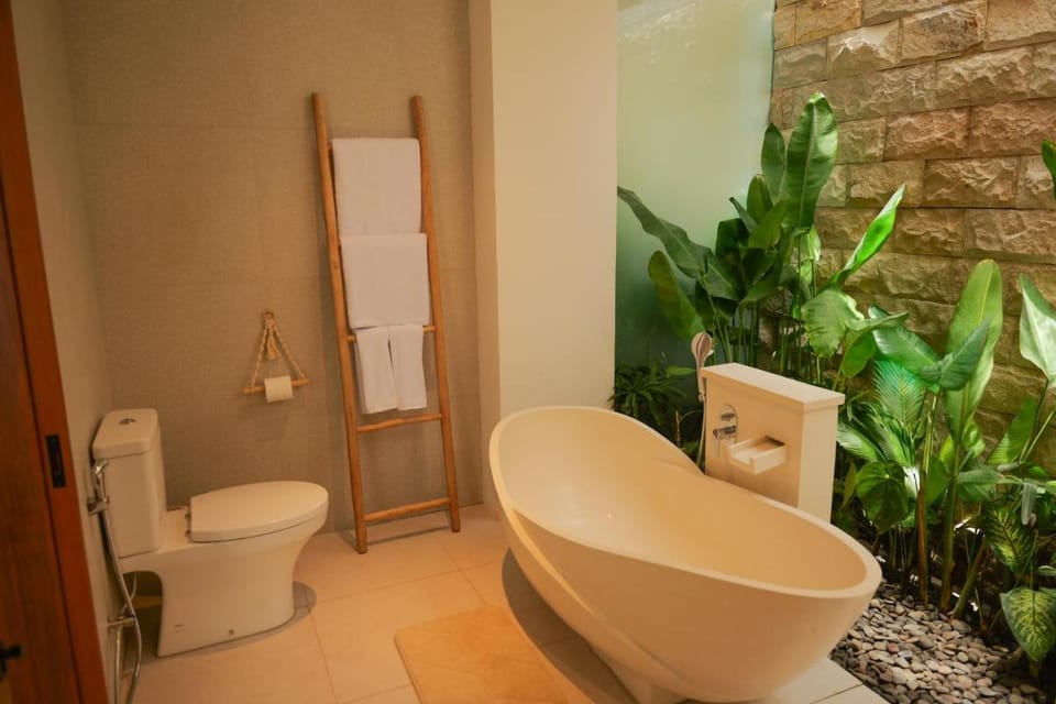 New! Villa Azzola - 4BR Villa in Pererenan Vacation rental in North Kuta