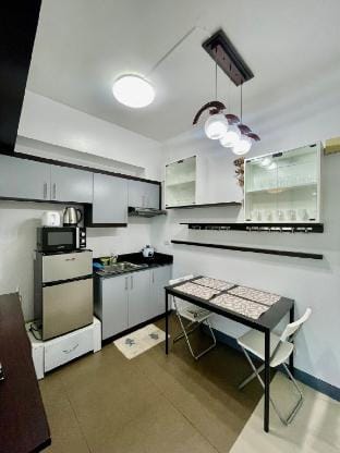 Cozy Hideaway near BGC Venice Grand Canal Vacation rental in Makati