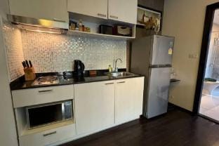 Sanook Rawai | 1BR Title | Sunny, Bright and Roomy Vacation rental in Rawai