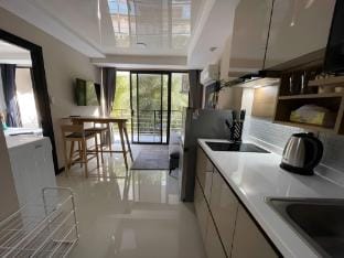 Malee Rawai | Floral Vibe | Apt near Ya Nui Beach Vacation rental in Rawai