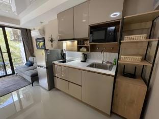 Malee Rawai | Floral Vibe | Apt near Ya Nui Beach Vacation rental in Rawai