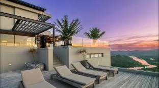 Dynasty lux stays  Vacation rental in Knysna