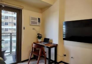 40sqm  Spacious 1BR @ The Radiance Manila Bay Vacation rental in Pasay