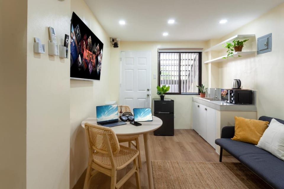 Aesthetic Boho Studio • Near Maginhawa & UP Vacation rental in Quezon City
