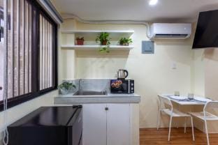 Cozy Modern Studio • Near Maginhawa & Katipunan Vacation rental in Quezon City