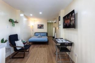 Minimalist Pad • UP & Maginhawa Area • Fast WiFi Vacation rental in Quezon City