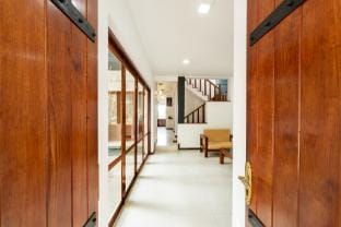 Villa Serein - Giant Suit Vacation rental in Galle