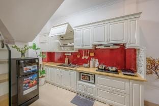 Train St 2’ | Cozy Home | Sun-Filled Space Vacation rental in Hanoi