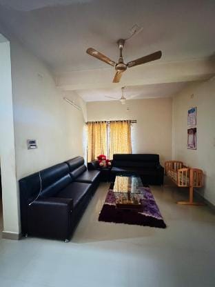 SKS Homestay - 3 BHK Non - AC / 1 Big room with 3 Beds Vacation rental in Karnataka